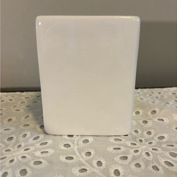 Rae Dunn Makeup Brush Vanity Storage - Picture 3 of 8